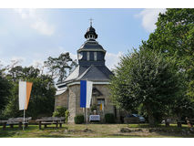 Nachfeier des Mährisch-Neustädter Wachsstockfestes an der Weingartenkapelle (Foto: Karl-Franz Thiede)